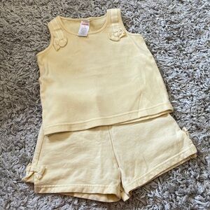 2005 Gymboree Yellow Outfit, Size 4
